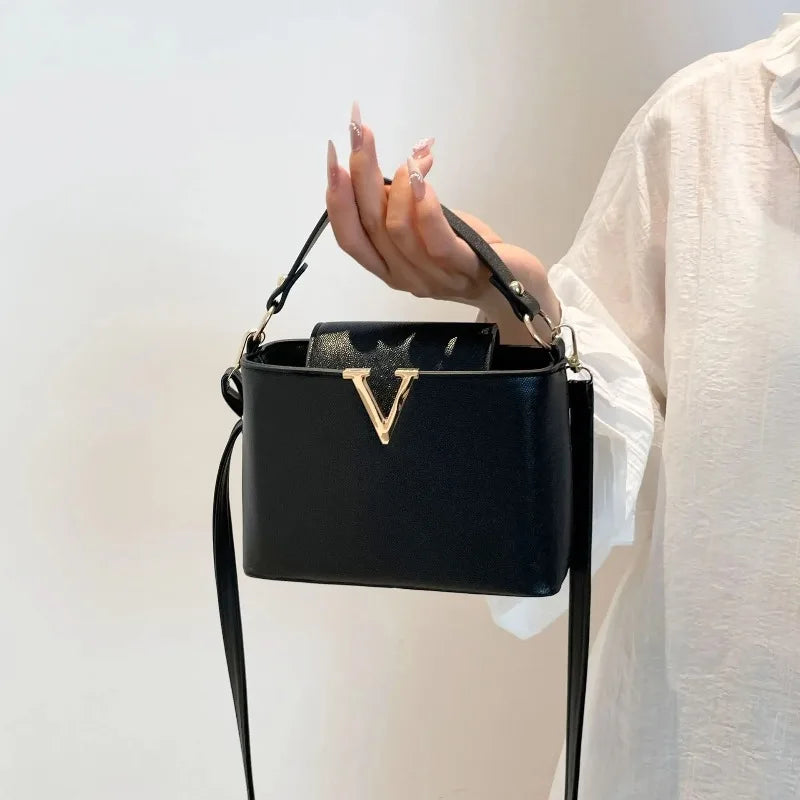 Chic PU Leather Bucket Bag