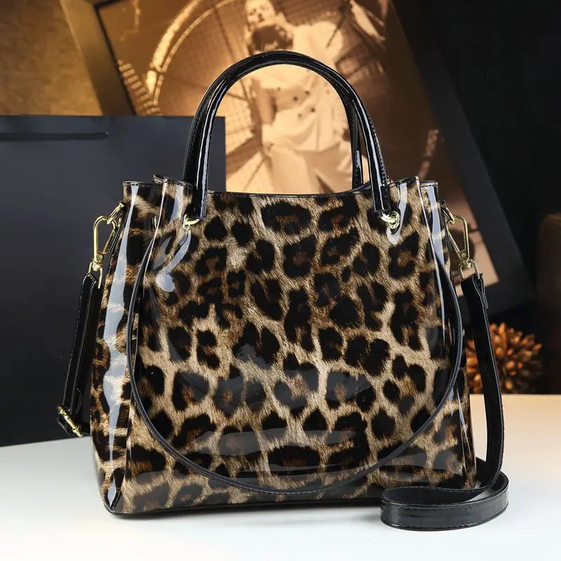 Trendy Crocodile Shoulder Crossbody Bag