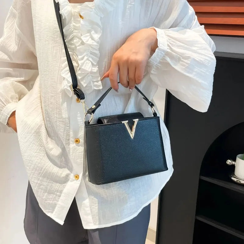 Chic PU Leather Bucket Bag